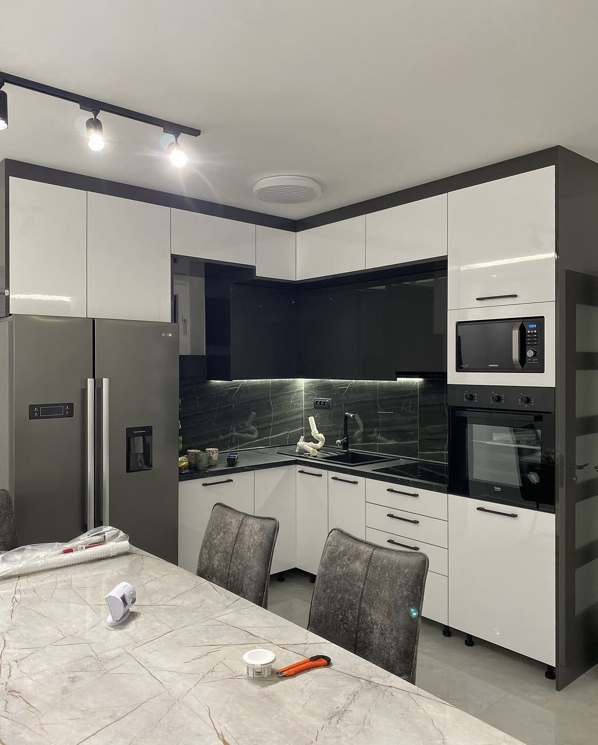 Kitchen 13